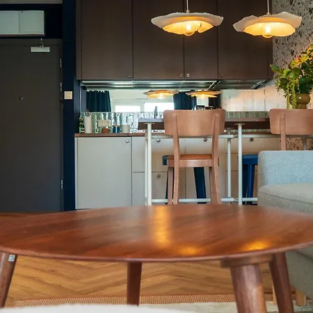 Sunny Surfingbird شقة كولوبرزيغ